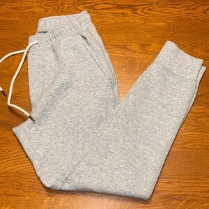 AE small Light Gray Sweatpants